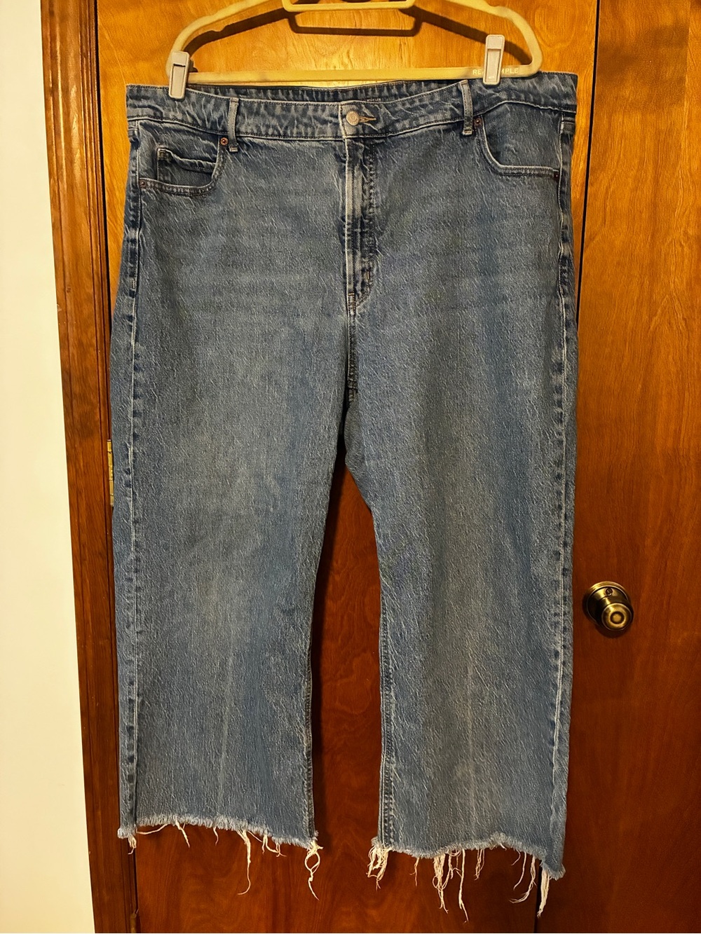 Old Navy Women’s Light Blue Sky High High Rise Wide-Leg Jeans